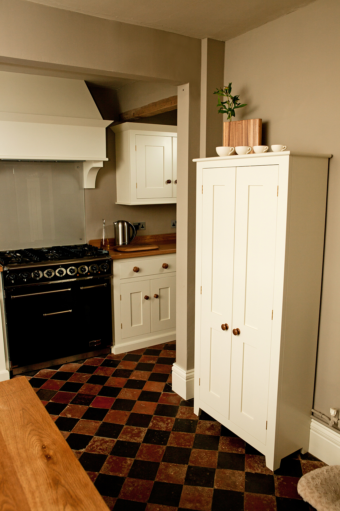 Good Neighbor Cupboard Anderson Sc Painted Upright Cupboard Anderson Reeve