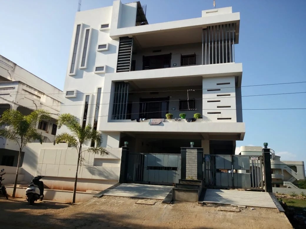 3BHK Individual House for Rent at Ram Mohan Raja Nagar, Kakinada
