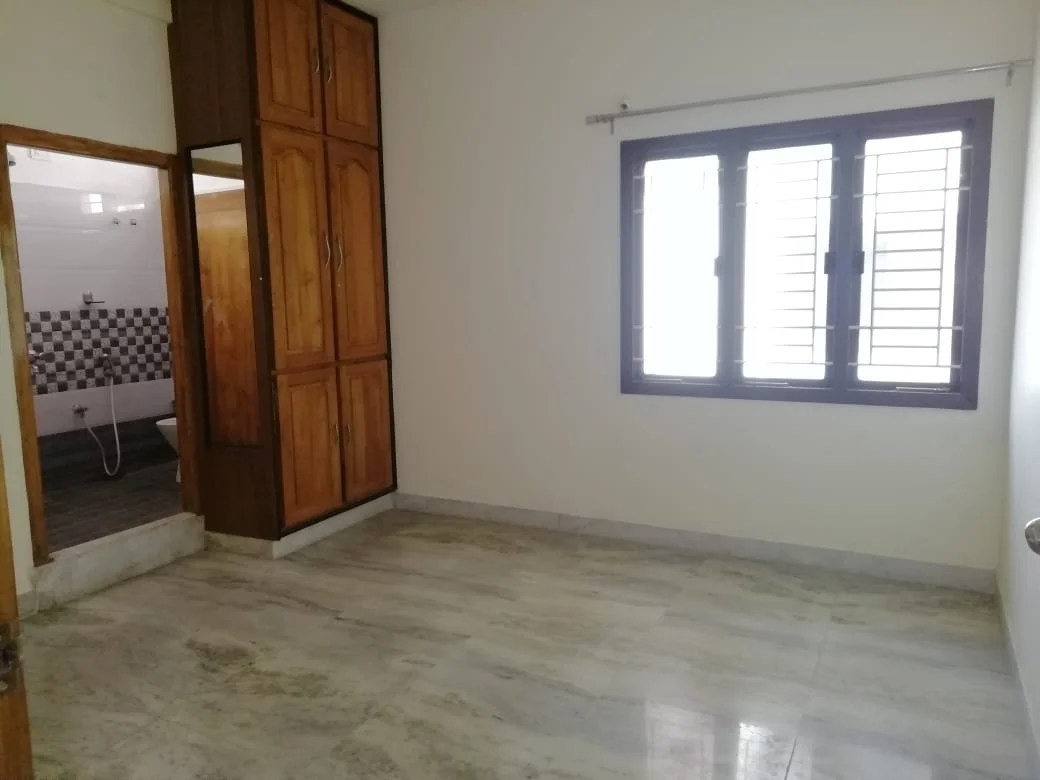 3BHK Residential Flat for Rent at Venkateswaranagar,JN Road, Rajahmundry