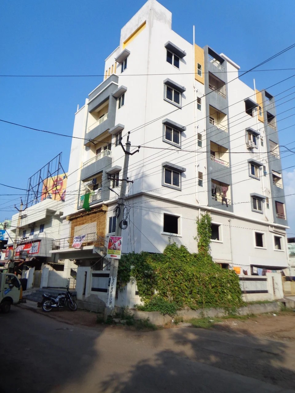 Commercial Space for Rent at Narasimharao Peta (N.R Peta), Eluru