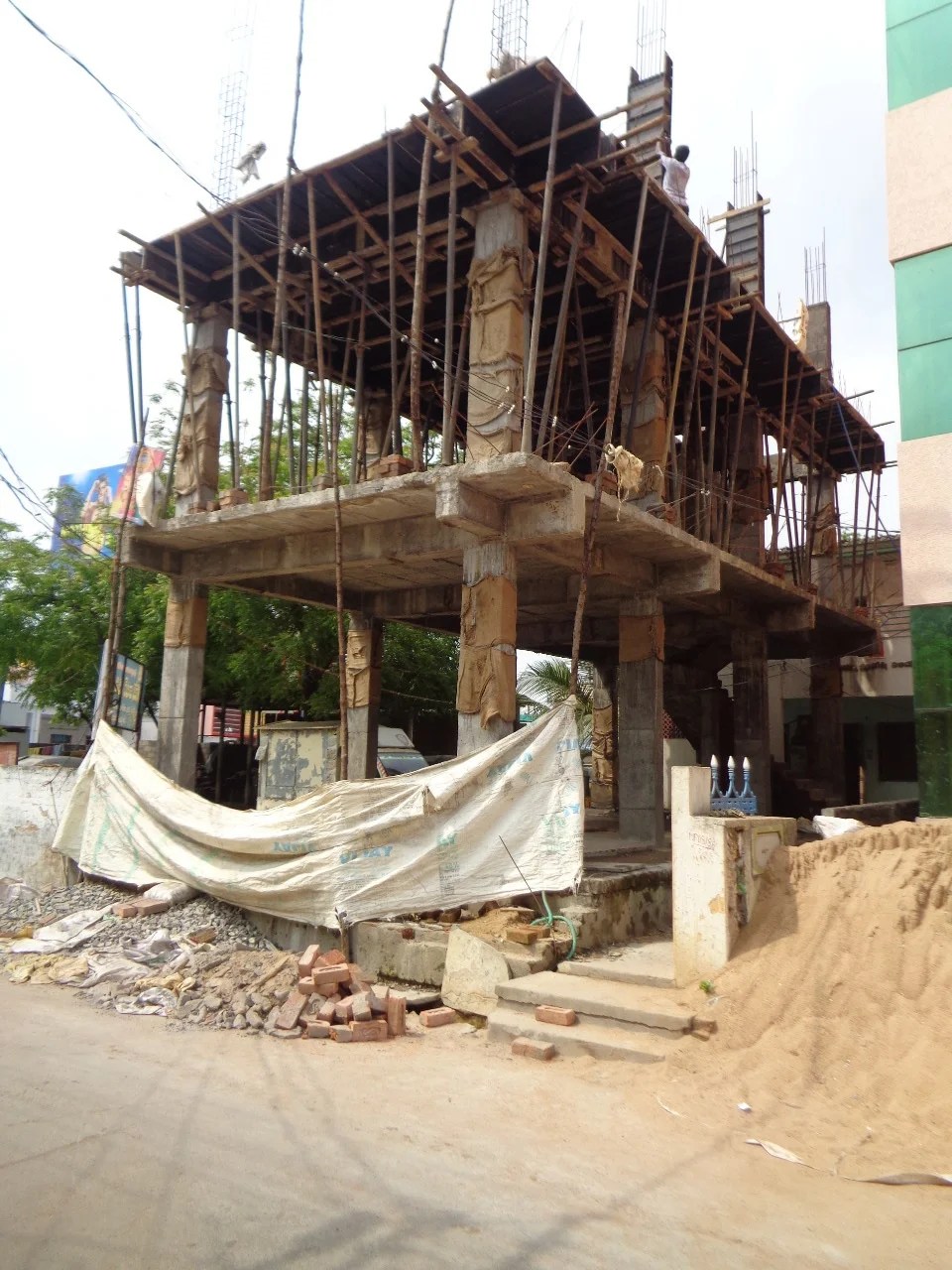 G +2 Commercial Building For Rent at PowerPeta, Eluru