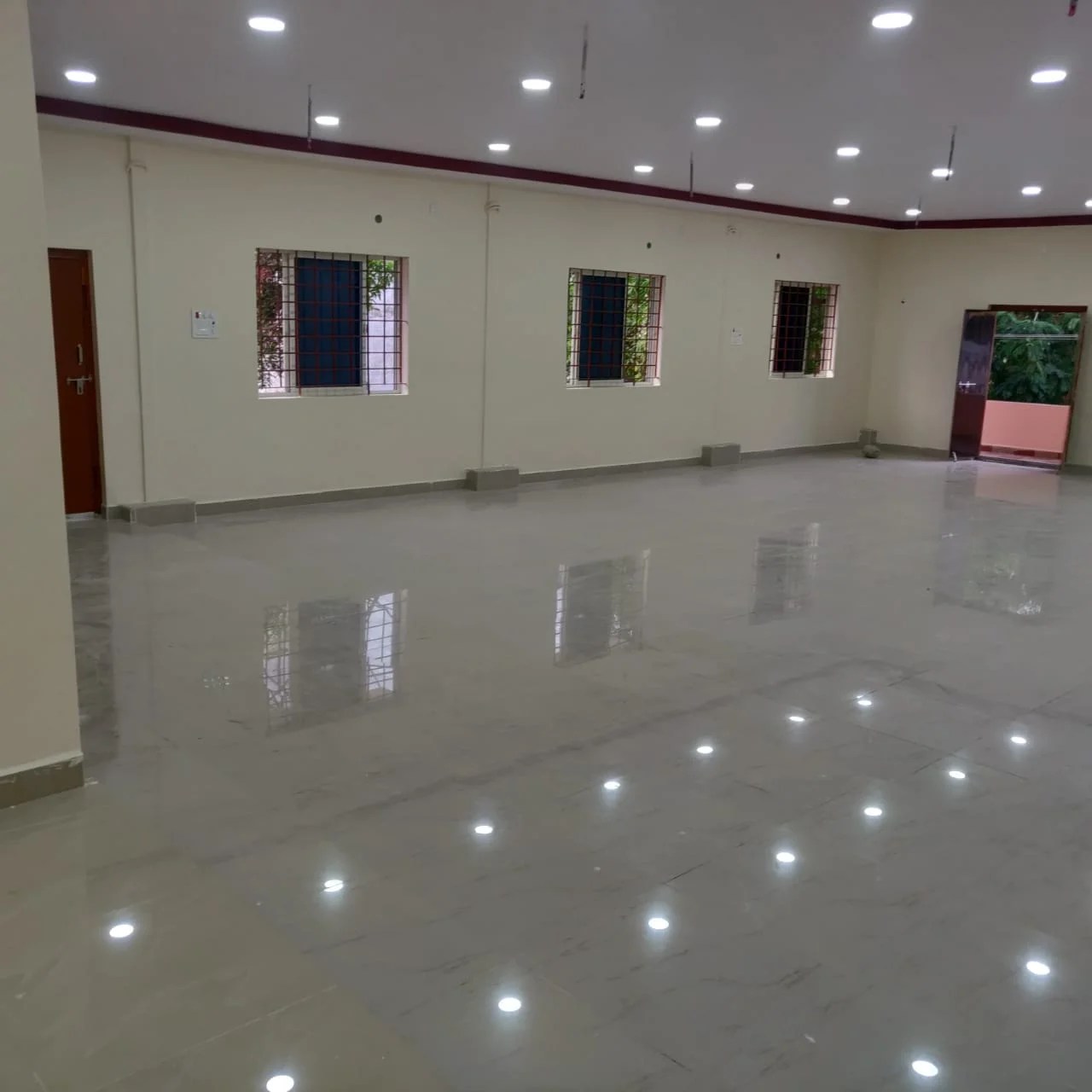 G +1 Commercial Building For Rent at N.R Peta, Eluru