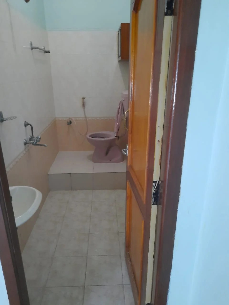 Duplex House For Rent at Laxmipuram, Tiruchanoor Road, Tirupati.