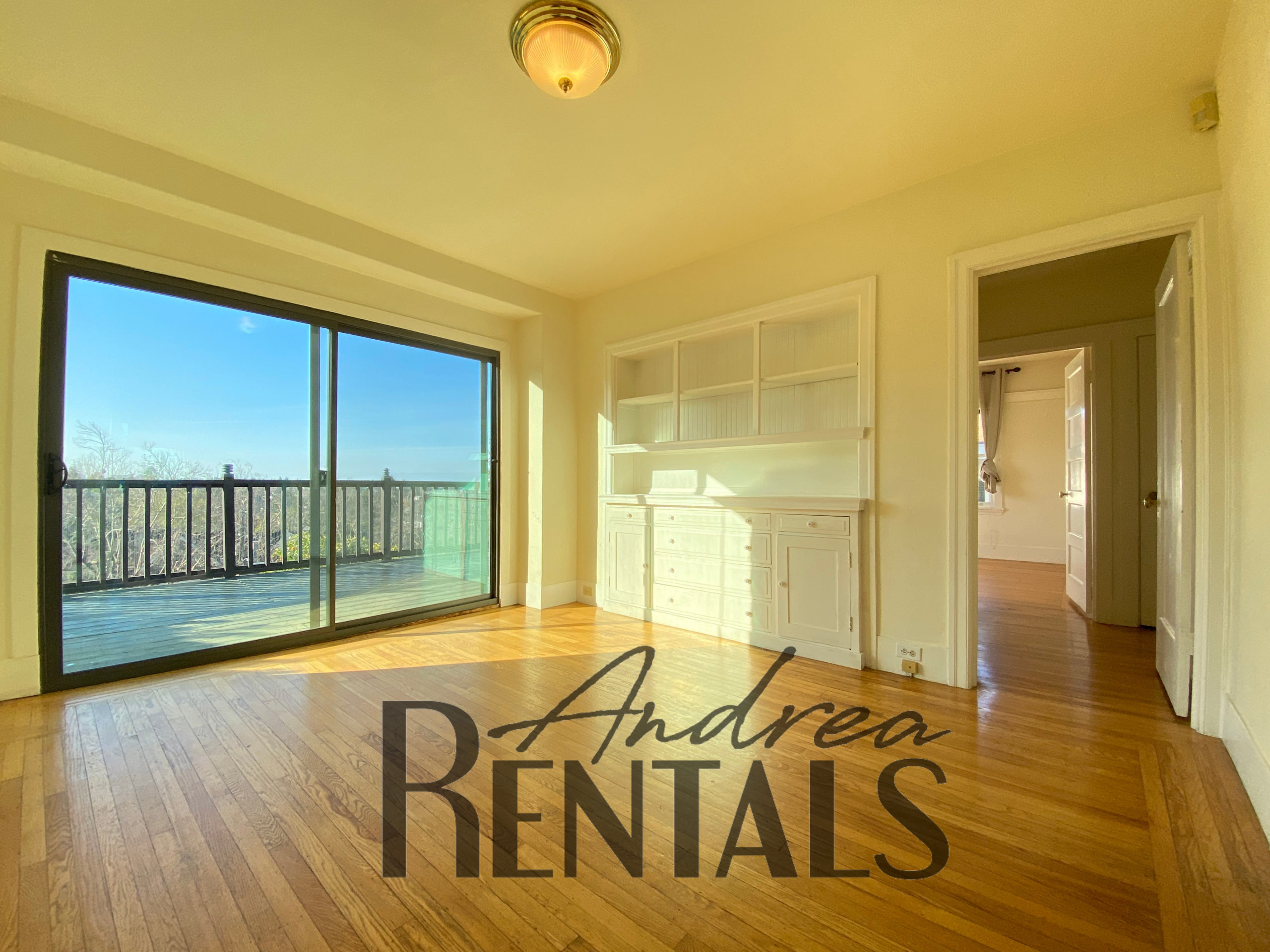 Fun, petfriendly family home, zoned for Piedmont schools and blocks