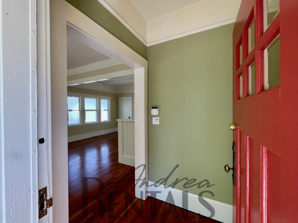 Sweet and sunny 1+BR/2BA Rockridge bungalow with detached office space