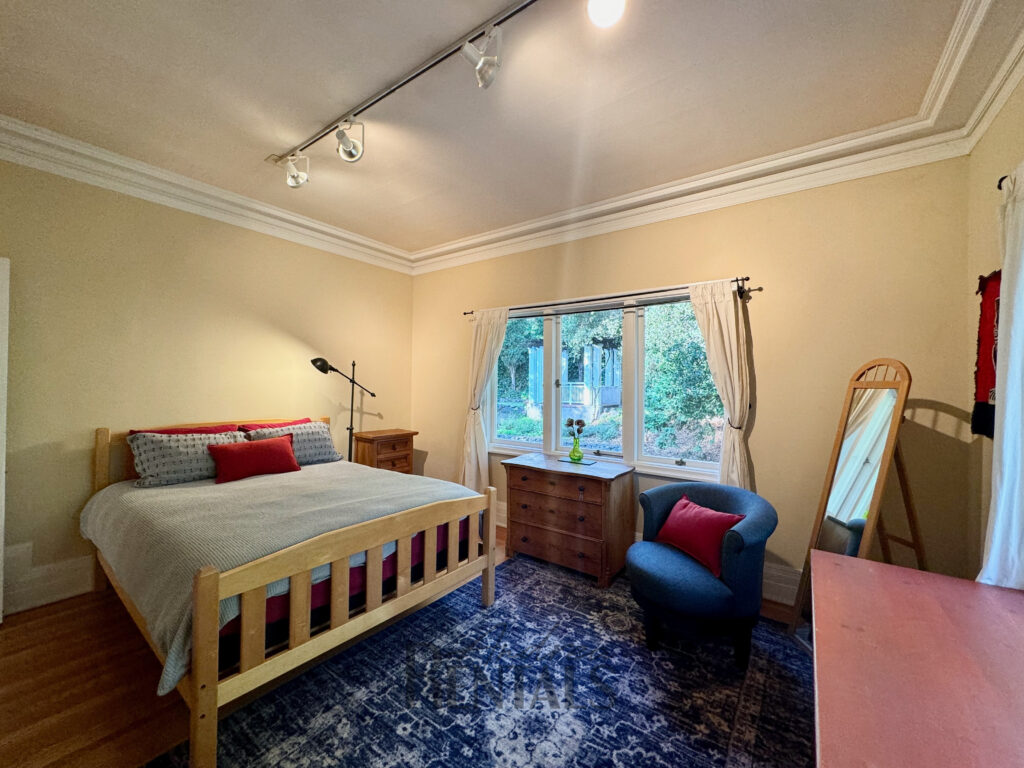 Elegant Upper Rockridge estate available for rent! AndreaRentals The