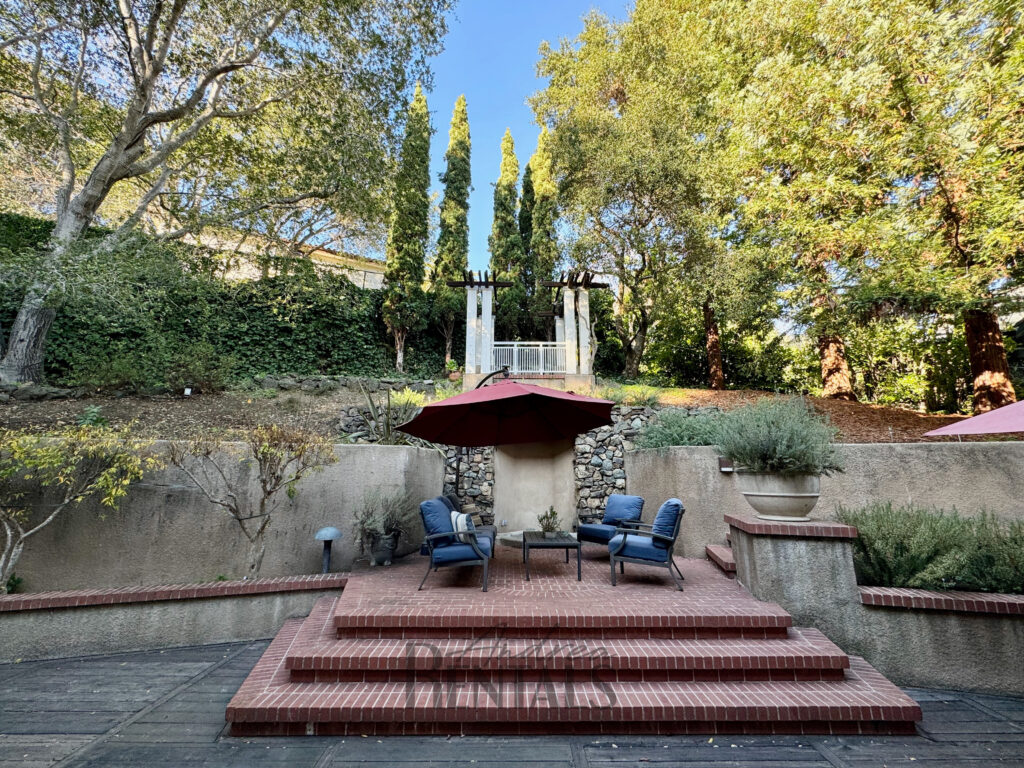 Elegant Upper Rockridge estate available for rent! AndreaRentals The