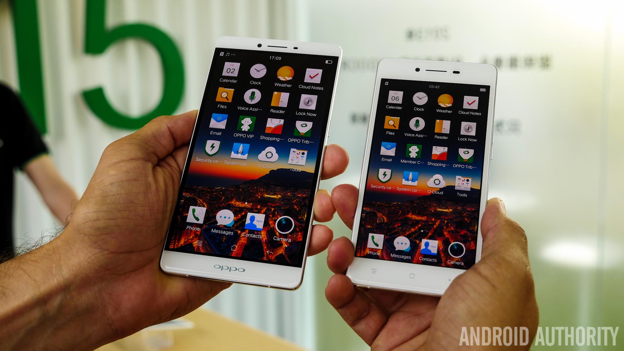 OPPO R7 Plus vs OPPO R7-1