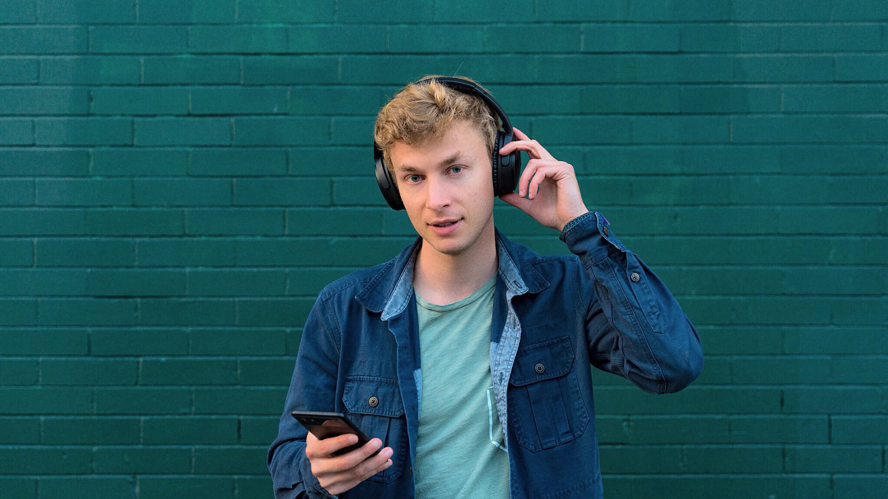 Zack Reneau-Wedeen google podcast