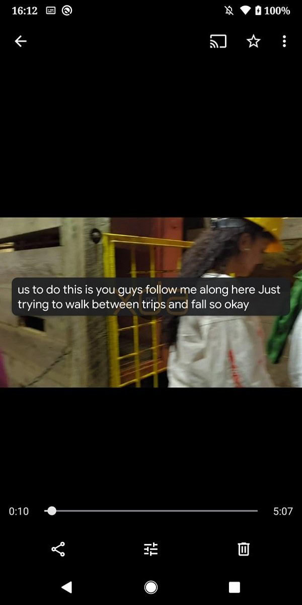 Android 10 Live Caption functionality.