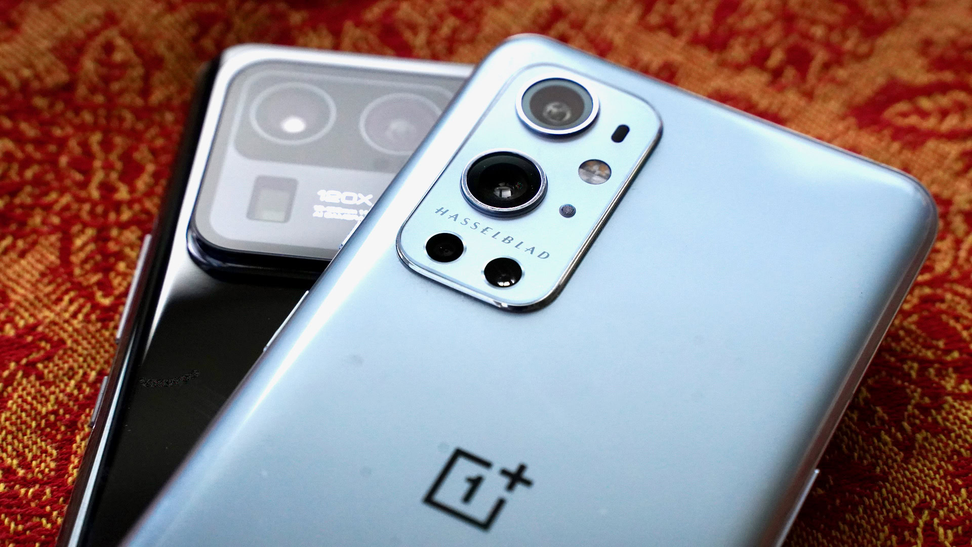 OnePlus 9 Pro vs Xiaomi Mi 11 Ultra camera shootout with color