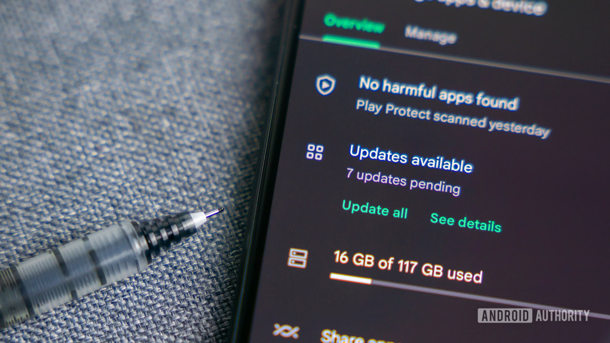Here's how Android 14 will play nicely with thirdparty app stores