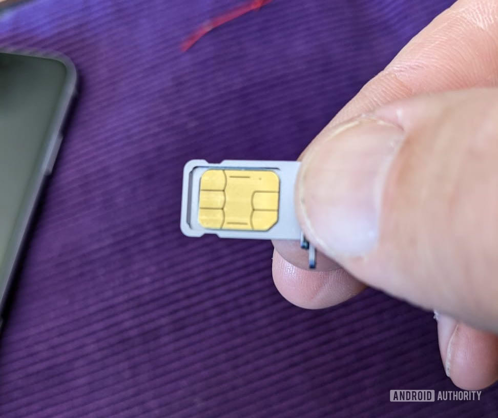 No SIM available or invalid SIM on your iPhone? Here's how to fix it.