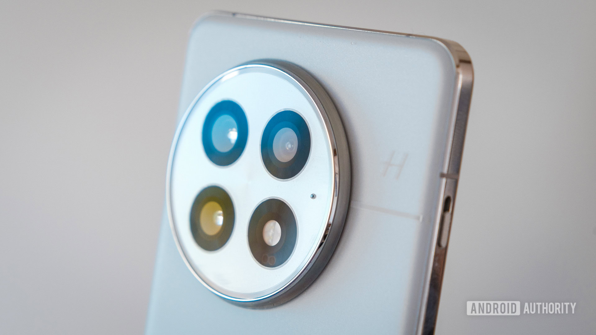 El controvertido rumor de la cámara OnePlus 15 se ve casi confirmado