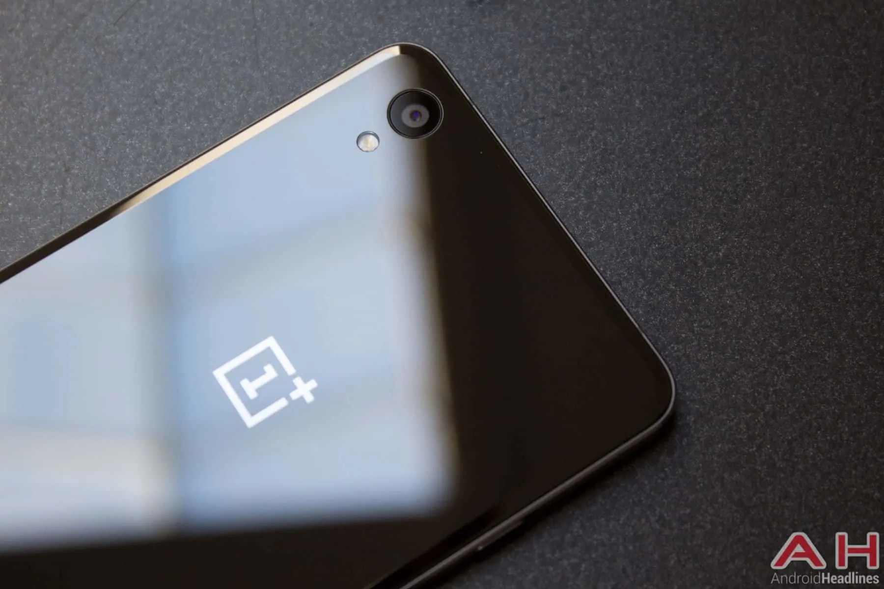 OnePlus Announce Limited Edition Ceramic OnePlus X