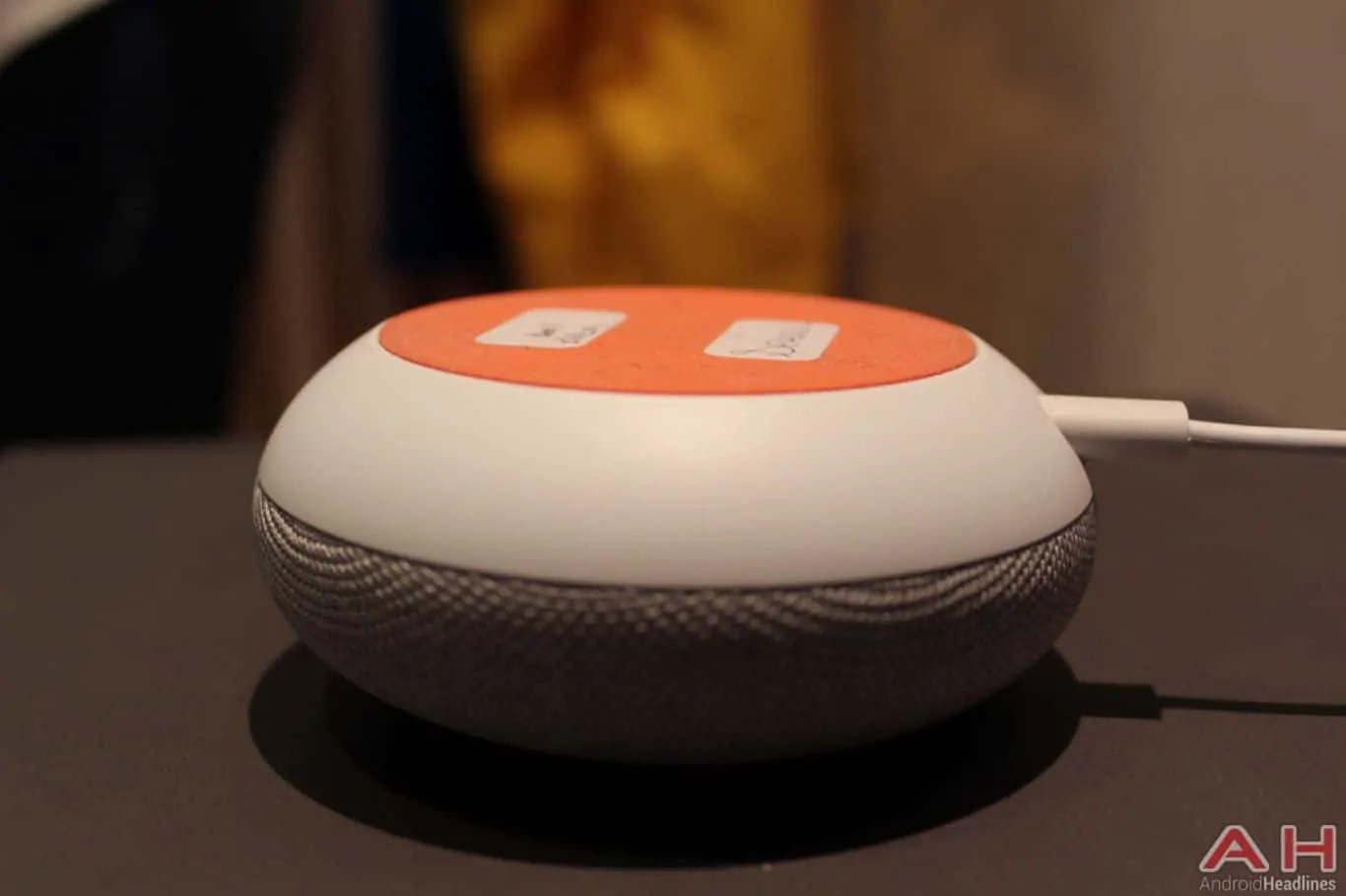 Hands On With the Google Home Mini