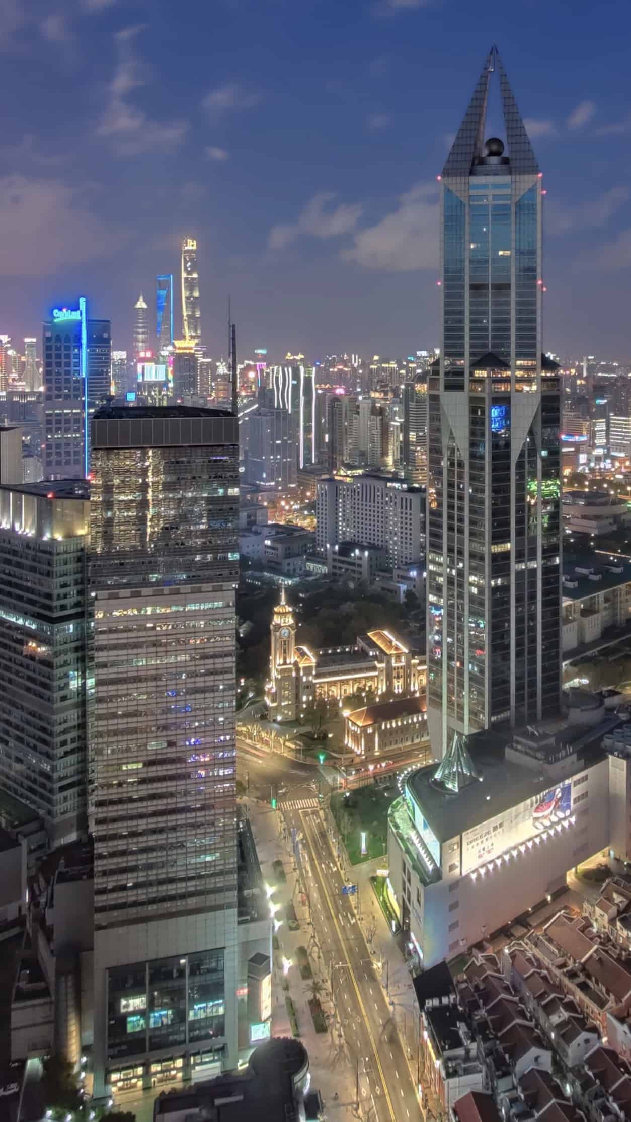 Official OnePlus 8 Pro Nighttime Camera Samples Shared By CEO