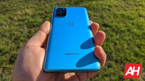 Phone Comparisons OnePlus 8T vs OnePlus 7T