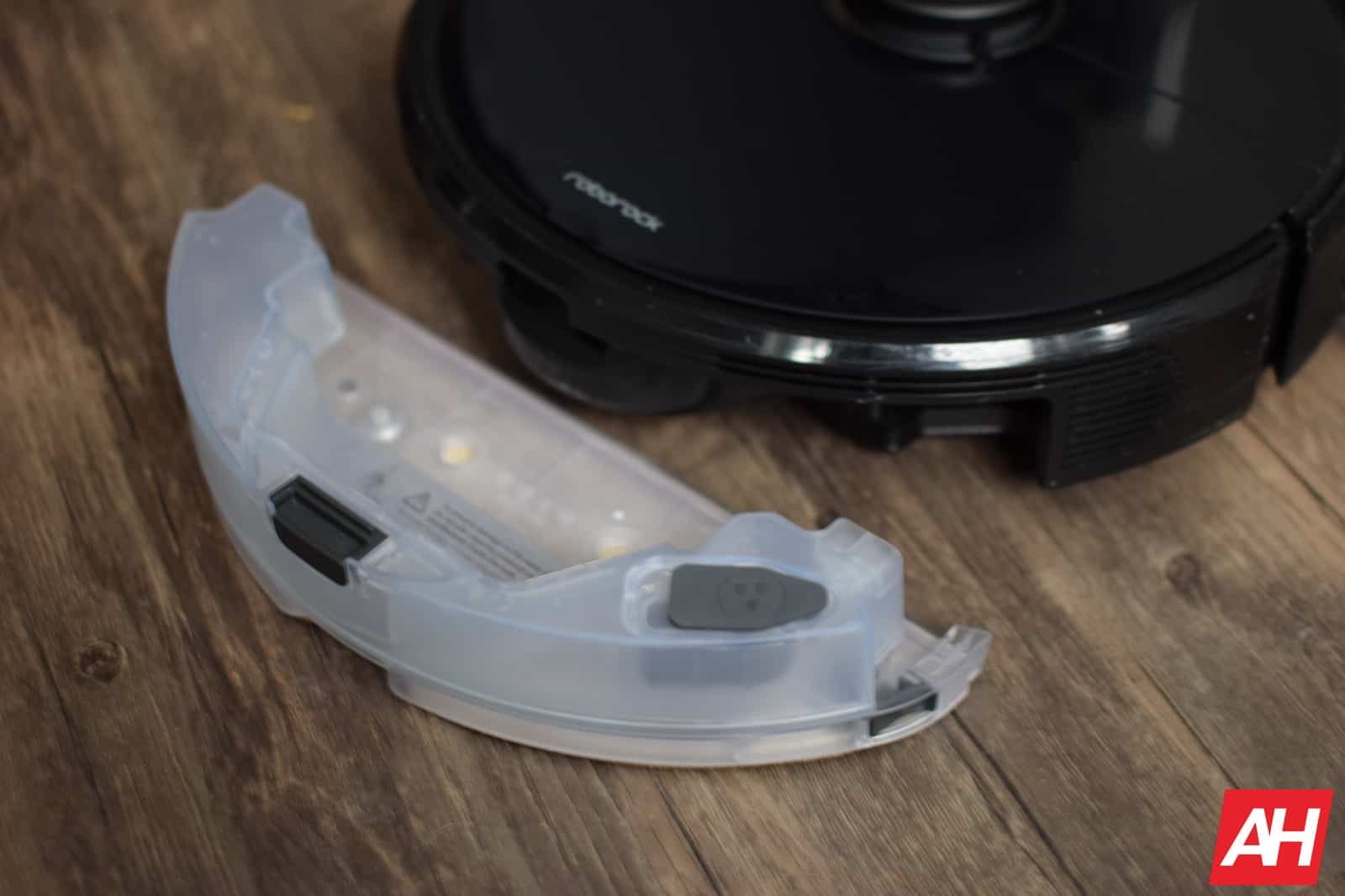 How To Use The Mopping Function On Roborock Robot Vacuums
