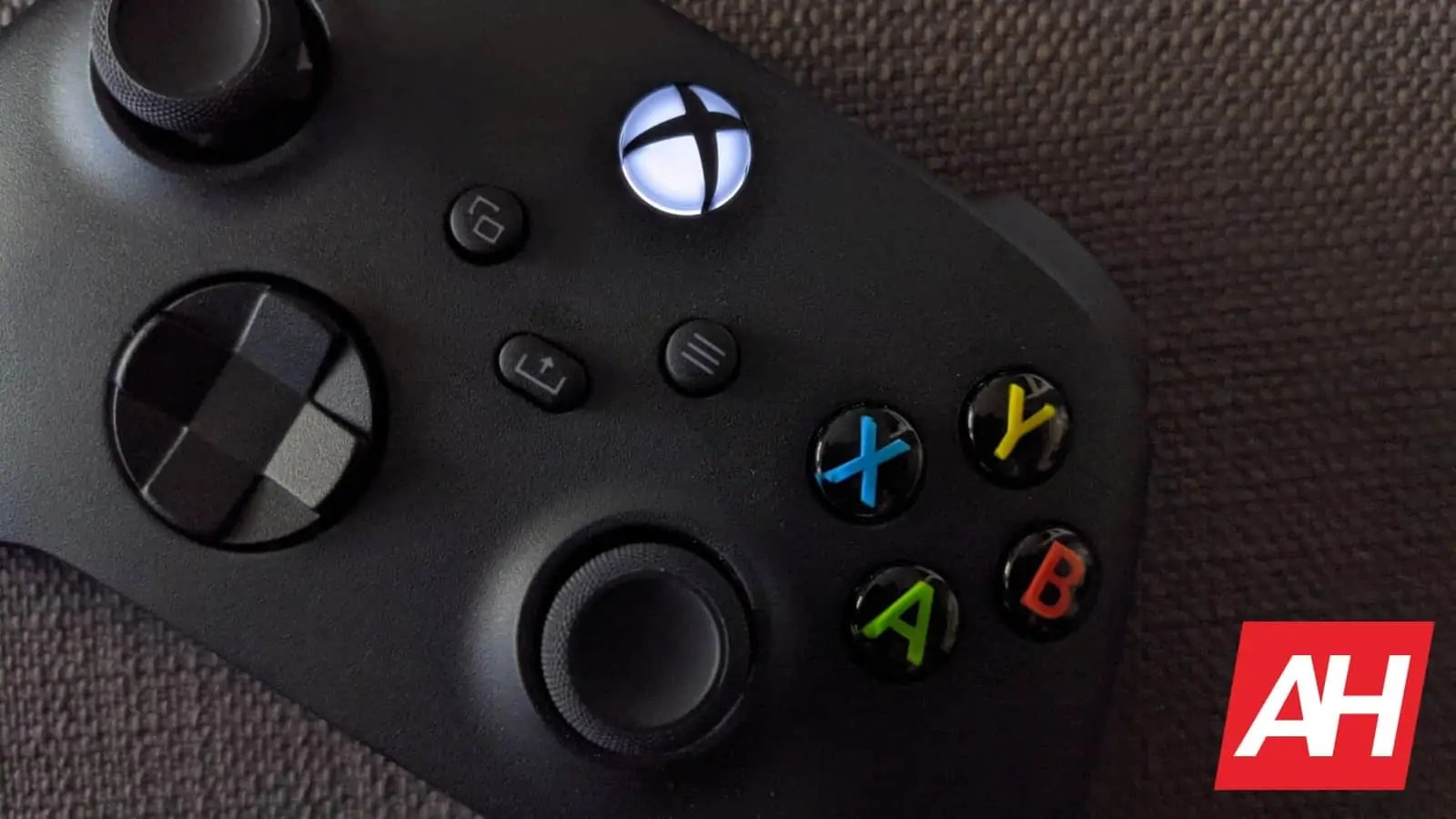 How To Pair A New Controller To Your Xbox Series XS