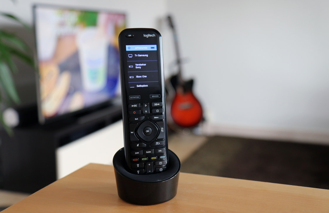 Logitech Harmony Elite Review fraaie afstandsbediening