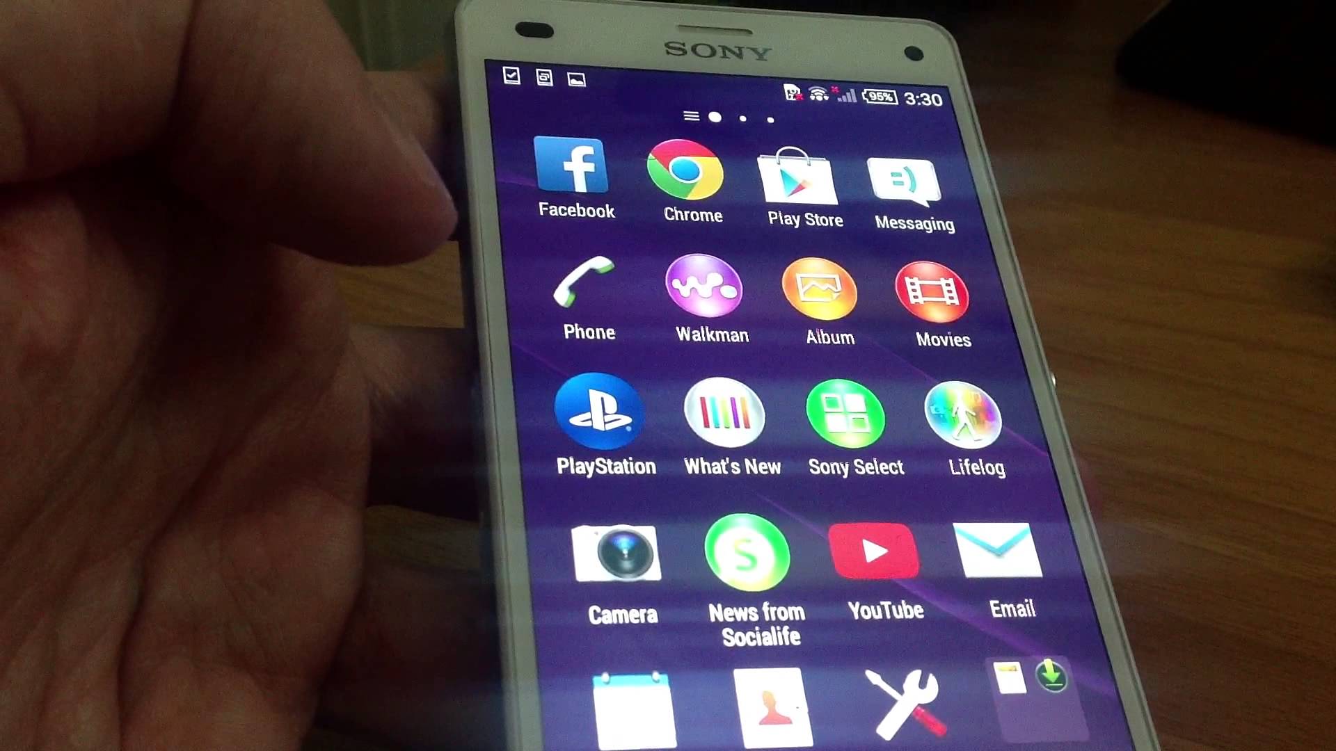 Edit and sort the Application screen on Sony Xperia Z3 Android VIP Club