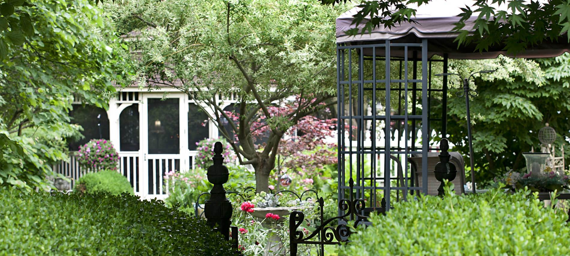 Angel Bed & Breakfast Lodging in Milan Ohio near Sandusky