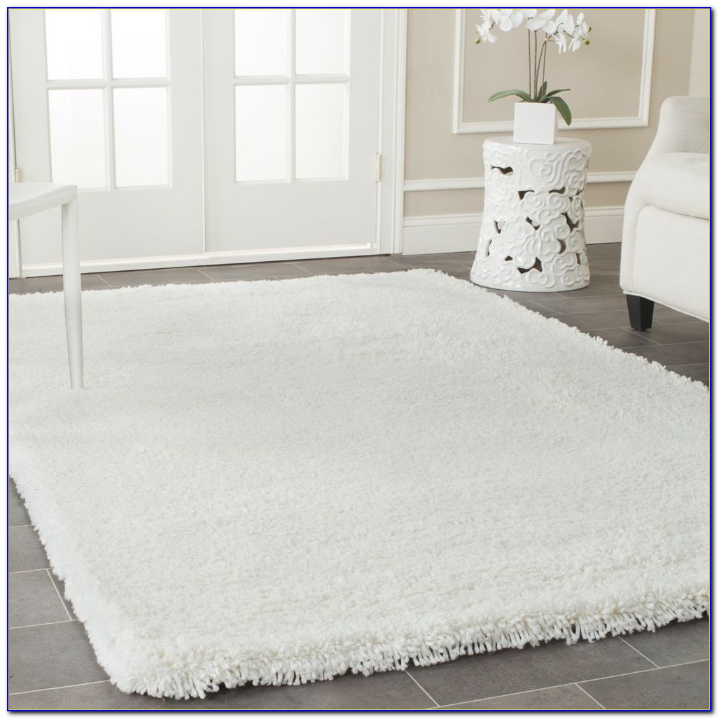 White Fluffy Area Rug Rugs Home Design Ideas 5onEgAkQ1d65026