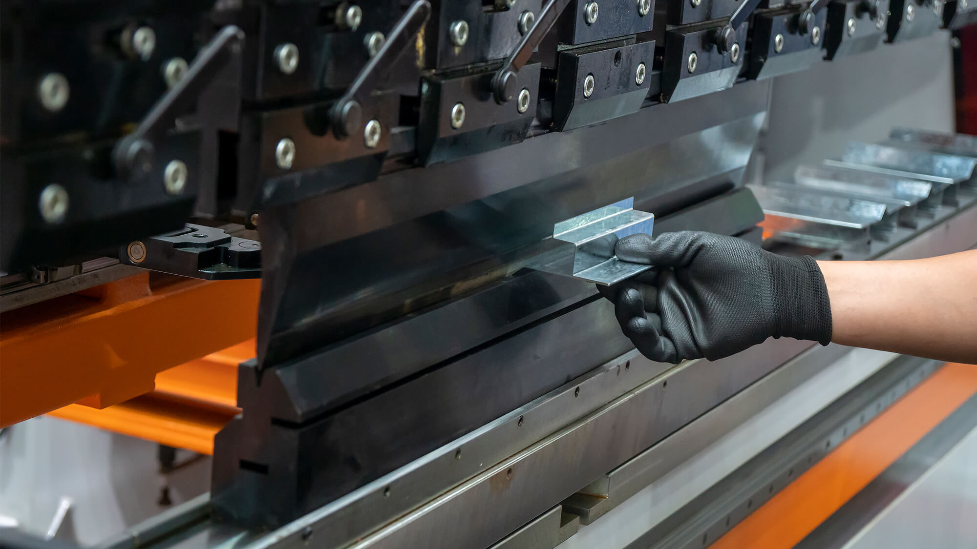 Metal Protection Fluid Additives ANGUS Chemical Company