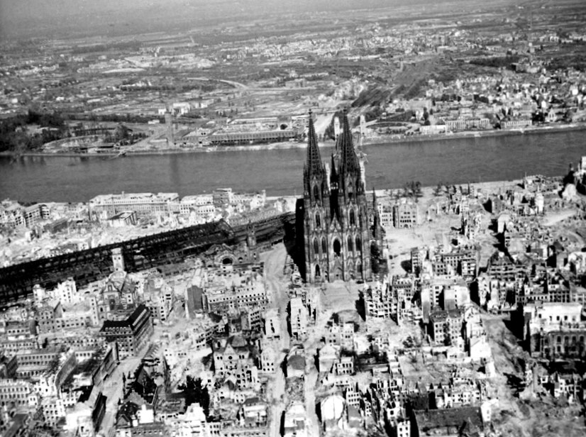 Dierk's page Foto Album Köln im Krieg (2)