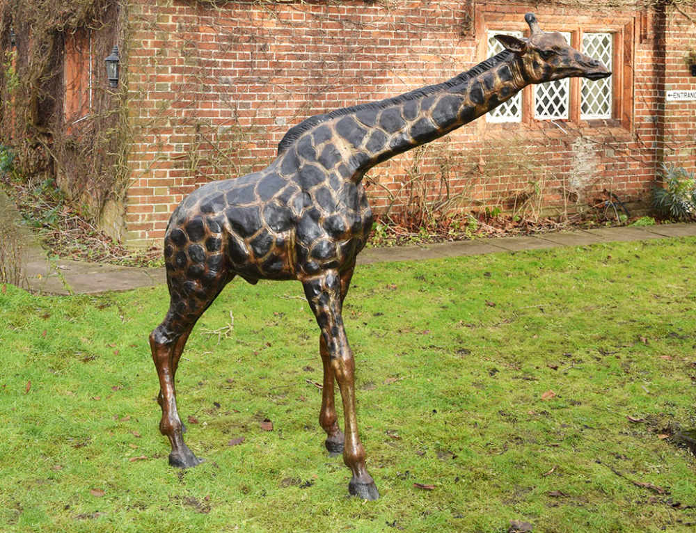Outdoor Large LifeSize Fiberglass Giraffe Statue for Sale