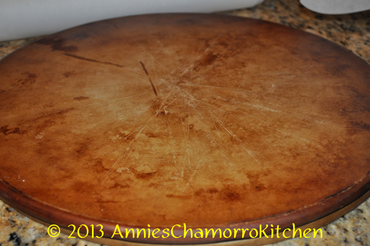 How to cut a Circle out of Parchment Paper Annie's Chamorro Kitchen