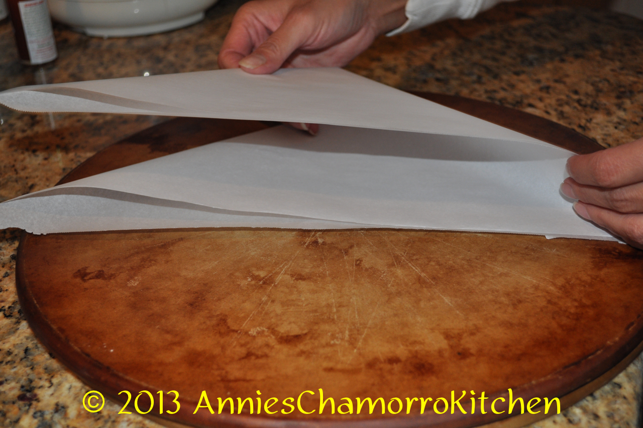 How to cut a Circle out of Parchment Paper Annie's Chamorro Kitchen