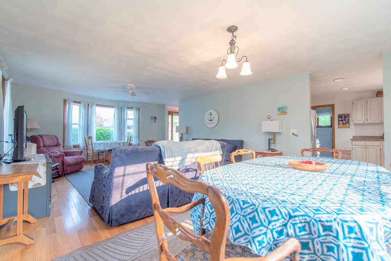 9 Judith Avenue Ann O'Brien Realty