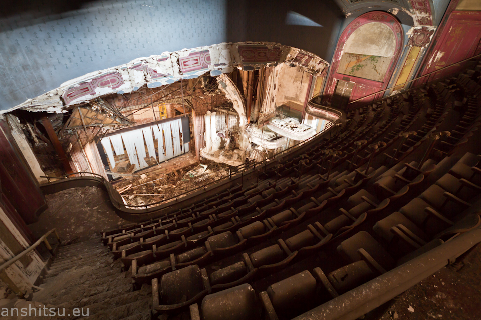 Proctor’s Theatre in Newark / NJ Anshitsu Lost and Places