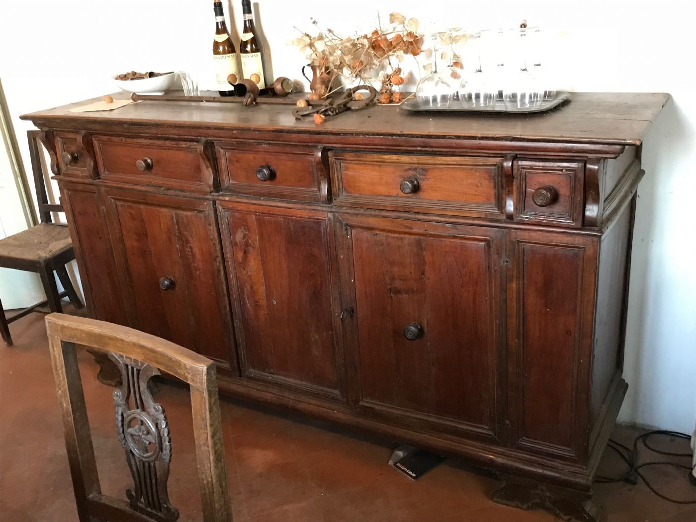 Credenza Emiliana de 1600 pezzo rarissimo !!! Antiquariato su