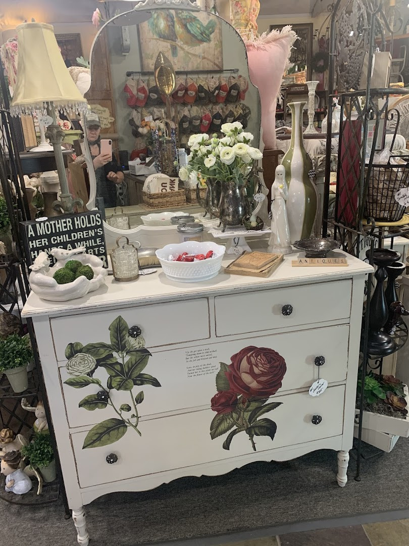 The Little Cottage Antiques Ripon Updated Hours, Contacts & Photos