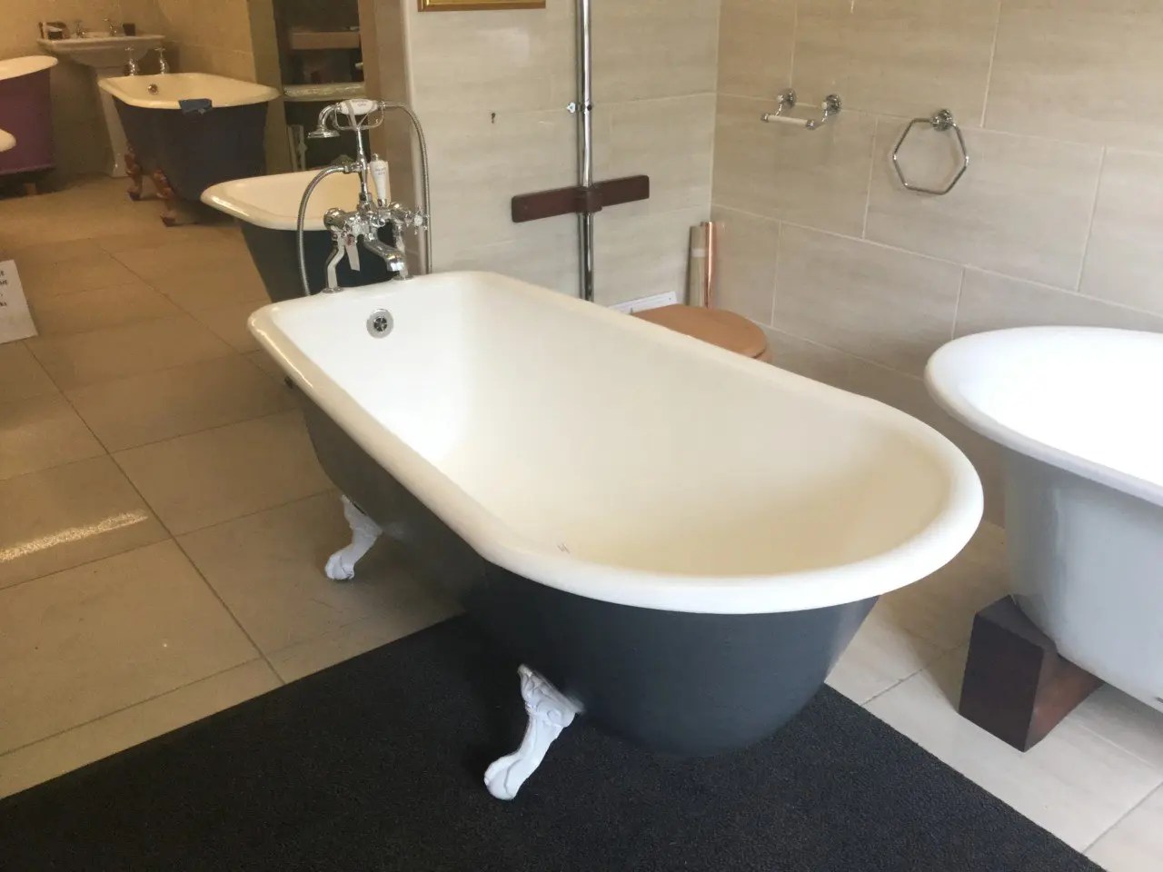 Deep French Bath Menton