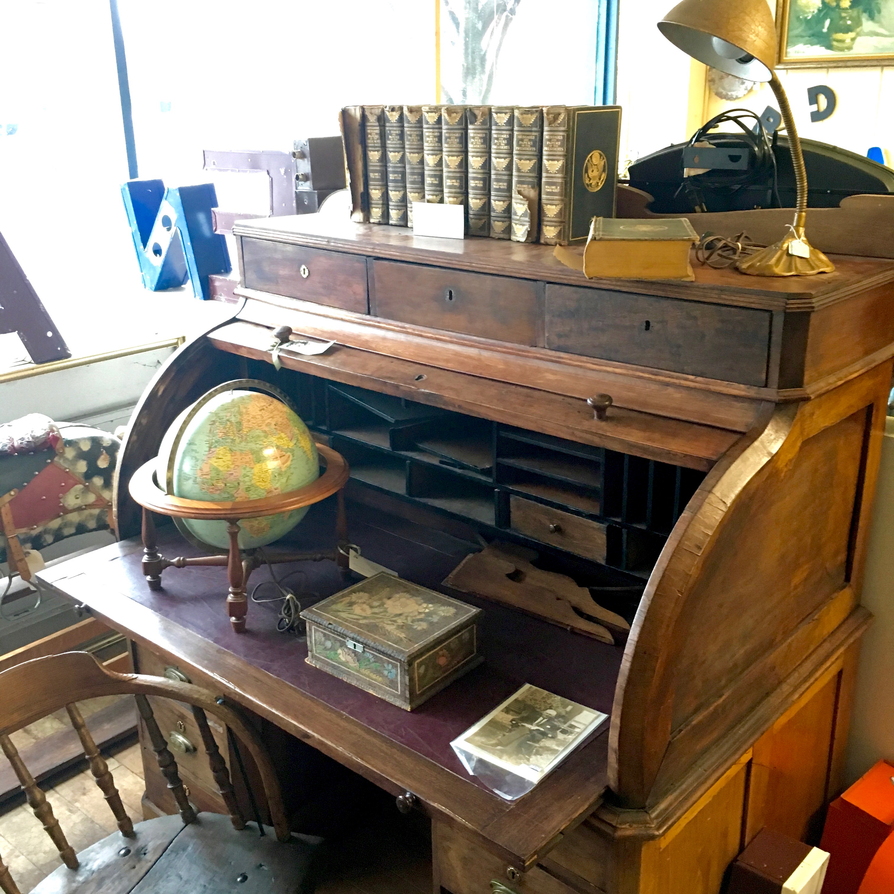 Bay City Antiques Center