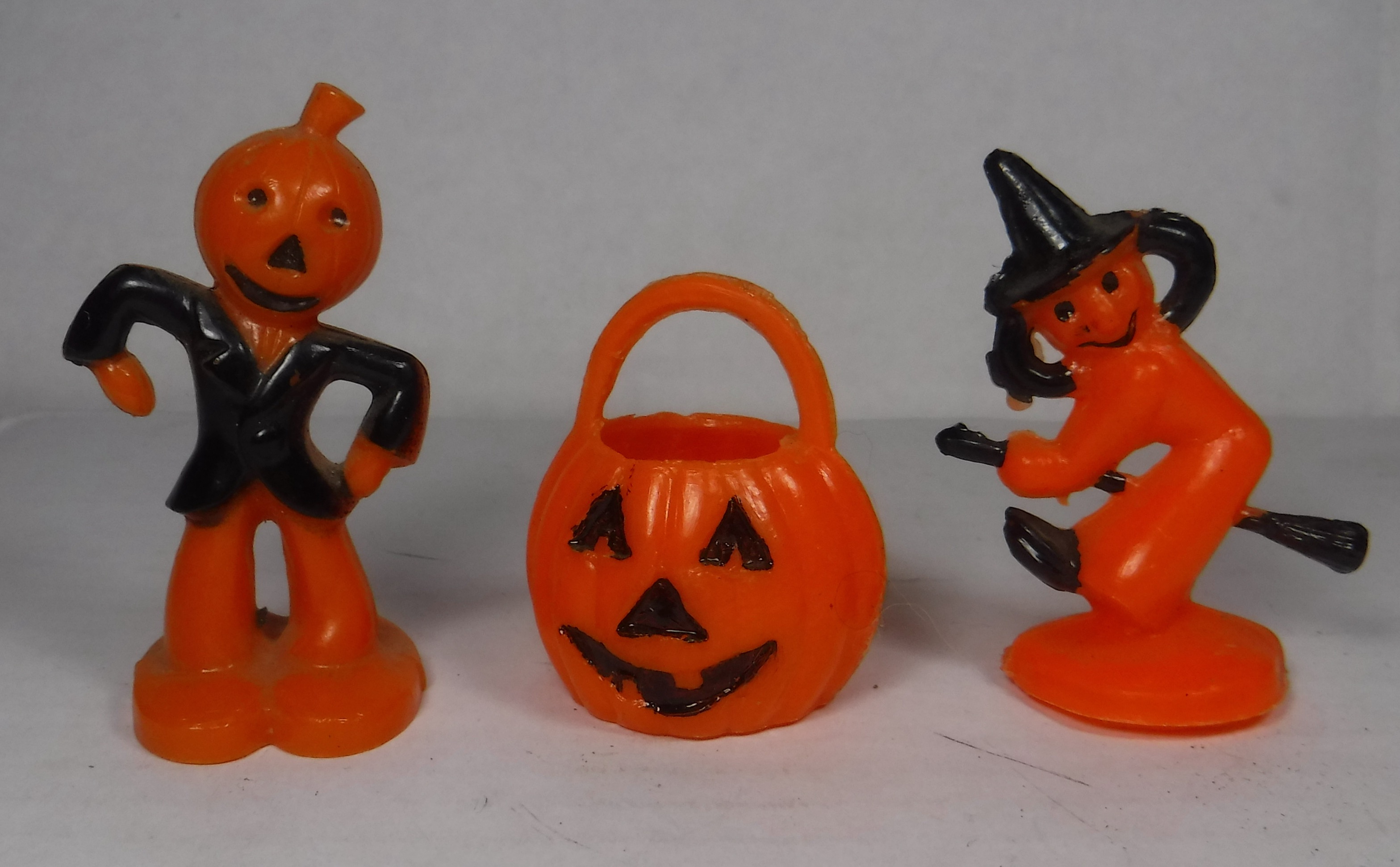 Post Your Halloween Antiques & Collectables Here! Antiques Board