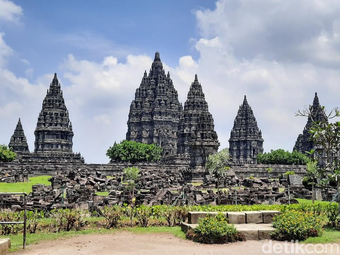 Sejarah Kerajaan Medang (Mataram Kuno) Lengkap Anto Tunggal