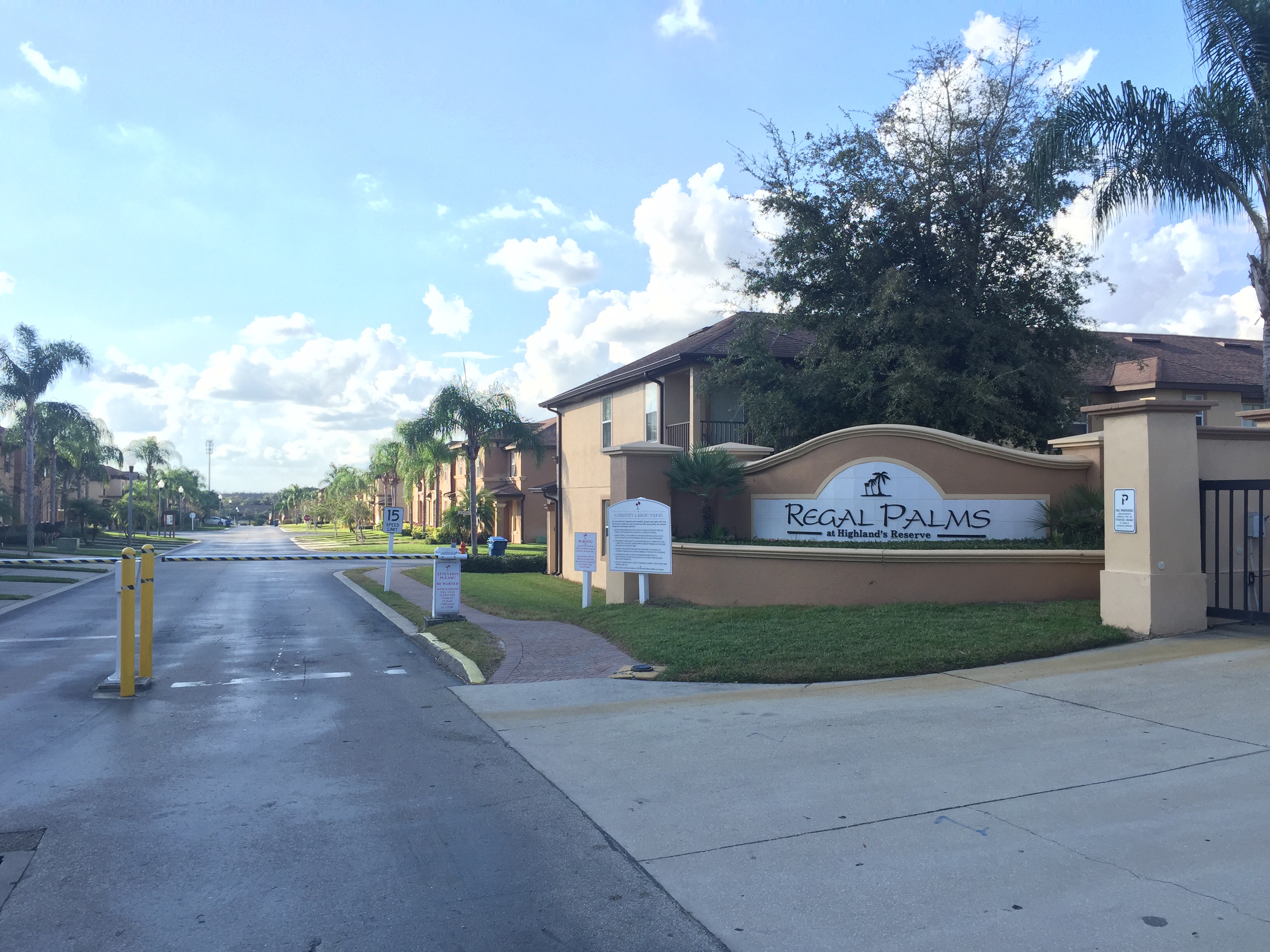 Regal Palms, Davenport