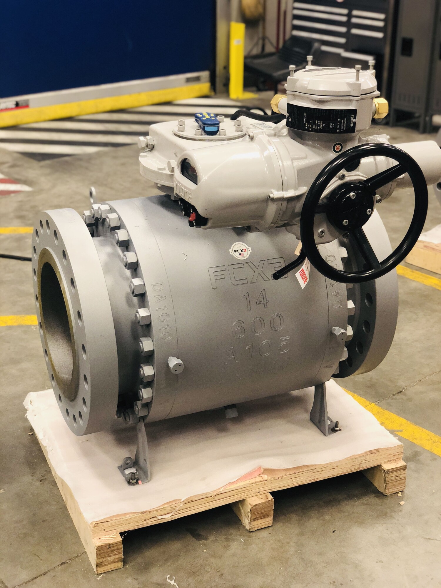 Electric Actuators vs Pneumatic Actuators for Service Flow Control