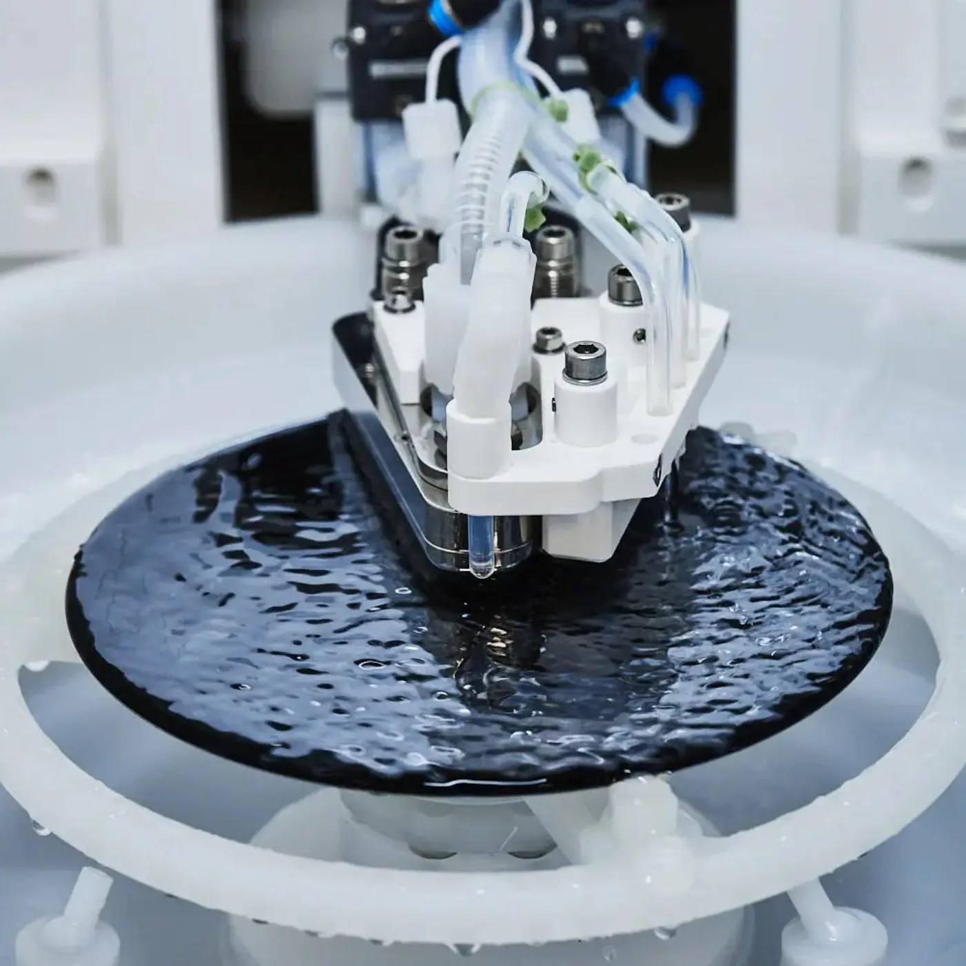 Wet process equipment for the semiconductor industry wet chemistry