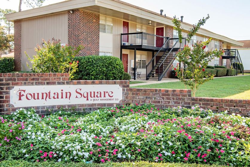 Fountain Square in Tuscaloosa, Alabama ApartmentsForLegends
