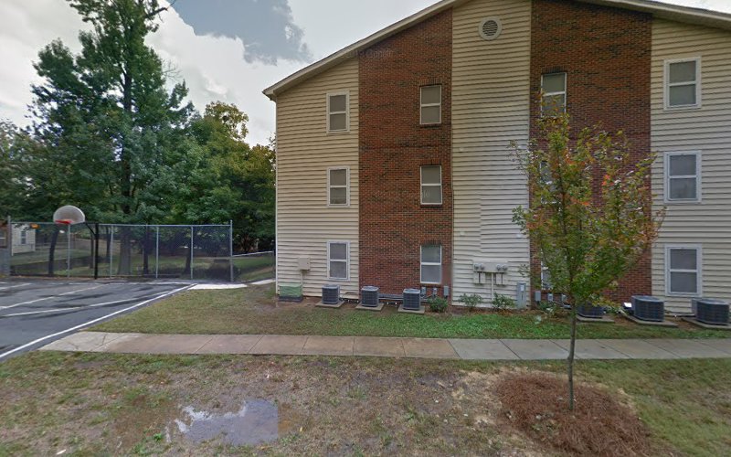 Parkwood east Apartments in Ballantyne