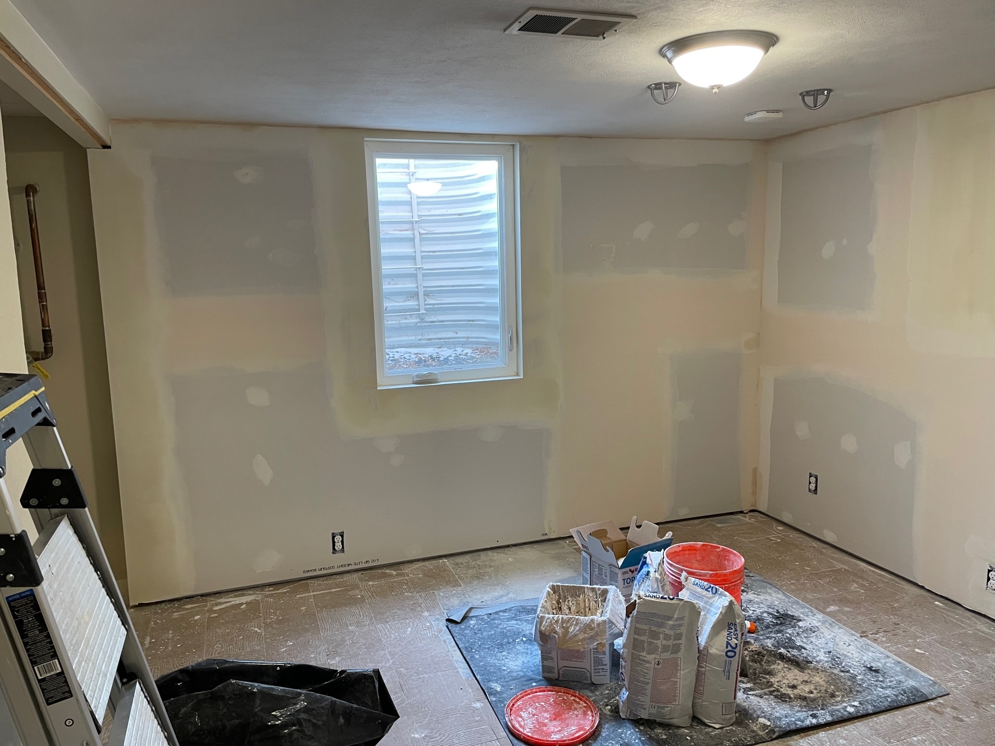 Drywall Repair Specialists A Patch to Match