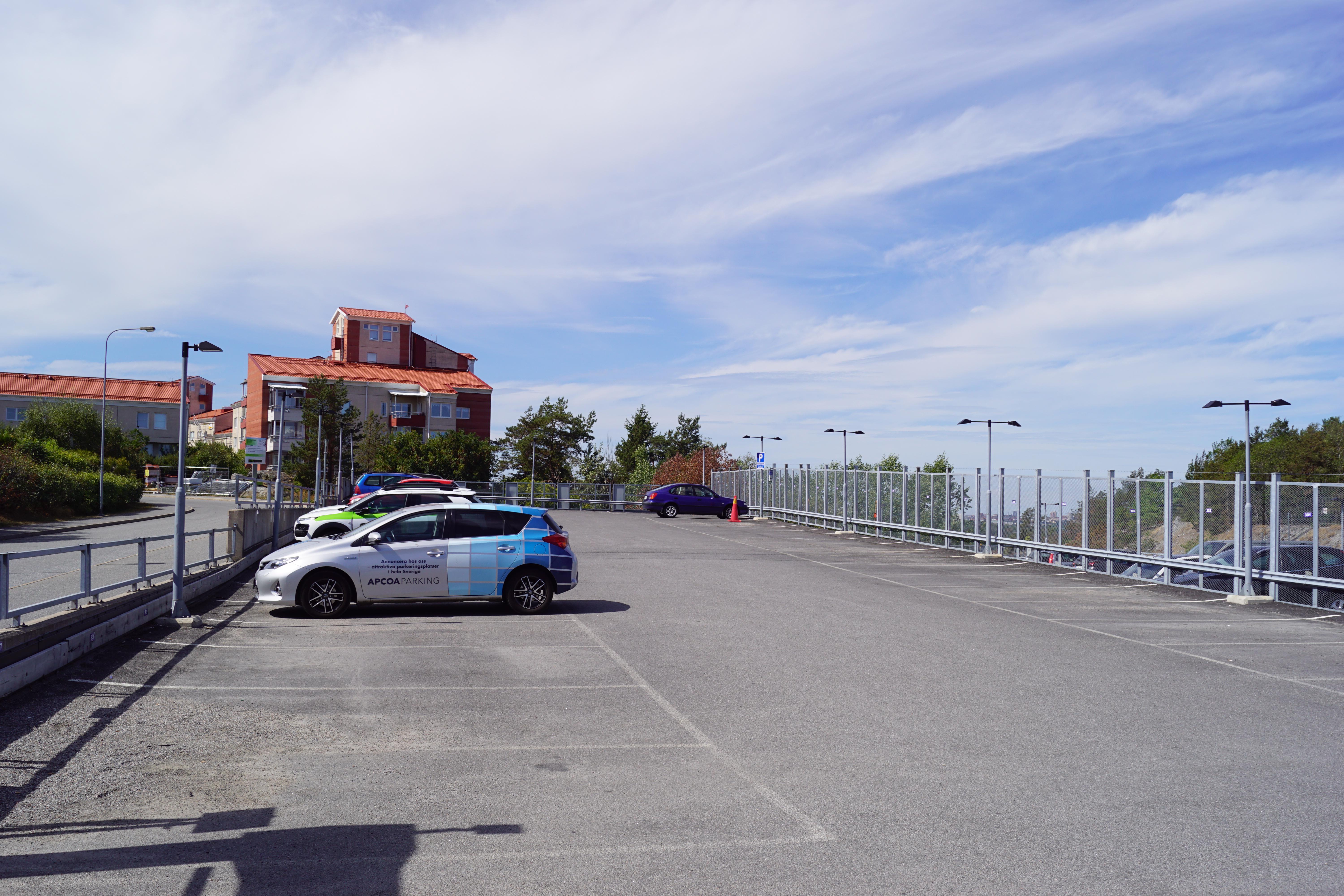 Parkering i Landåvägen 2 APCOA Parking