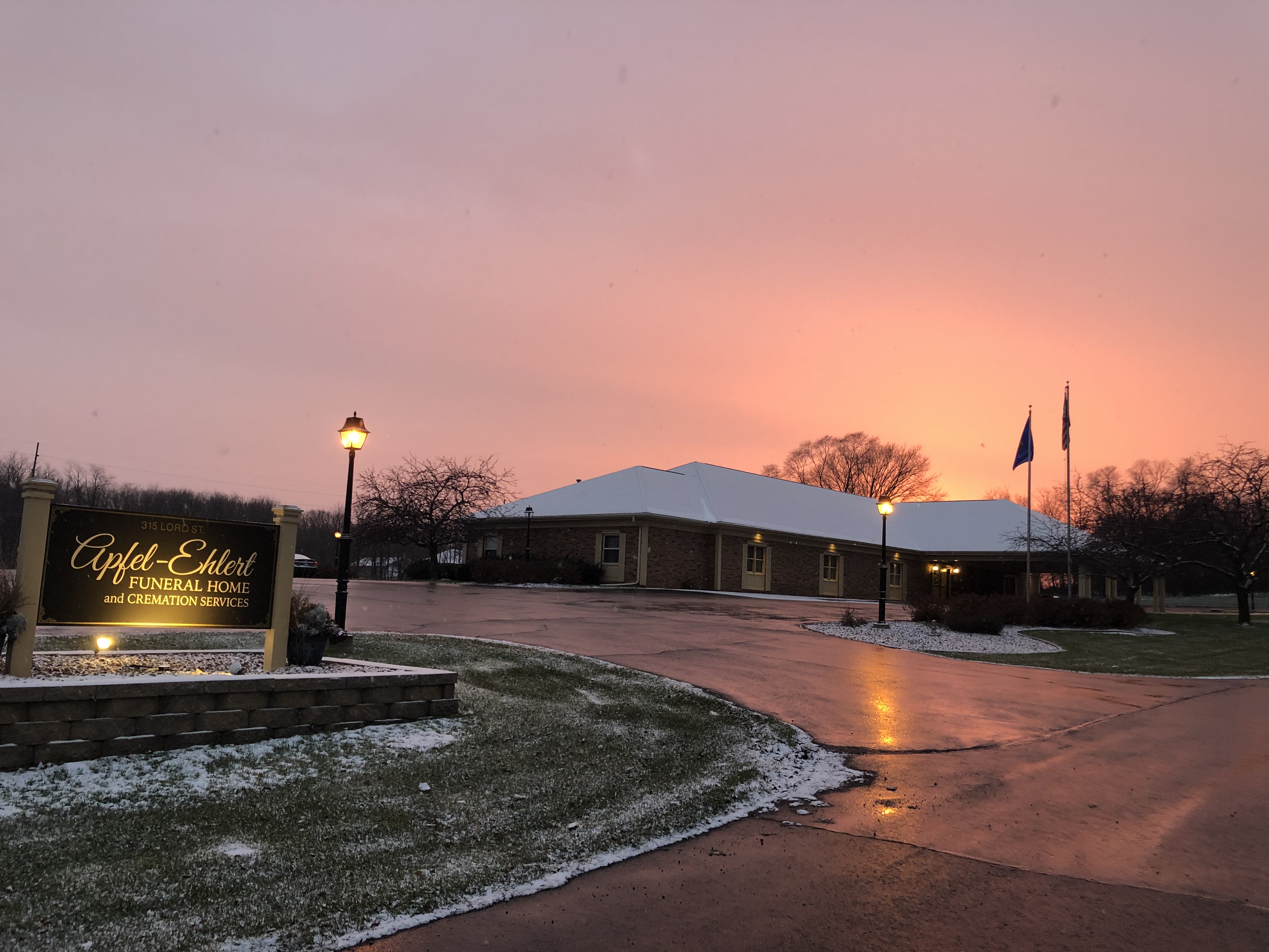 ApfelEhlert Funeral Home Edgerton, WI Funeral Home & Cremation