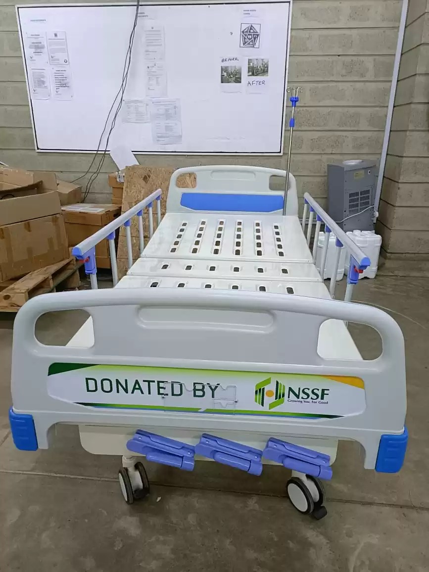 3 Function Electric Hospital Bed AMDK38L Apicalmed